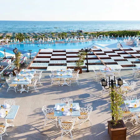 Paloma Oceana-2
